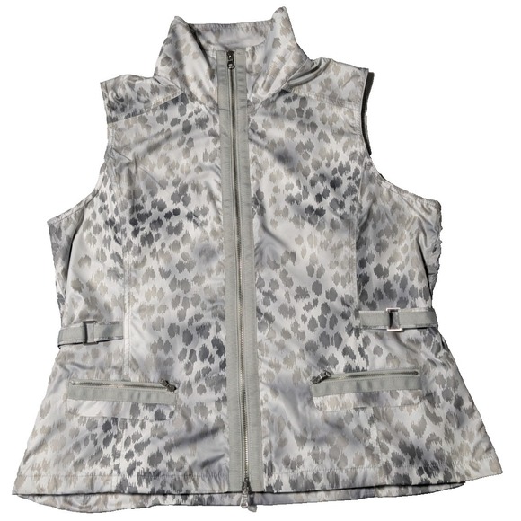 Chico's Jackets & Blazers - ZENERGY BY CHICO'S Gray Cheetah AOP Lightweight Lined Zip Vest Size 2 (Large 12)